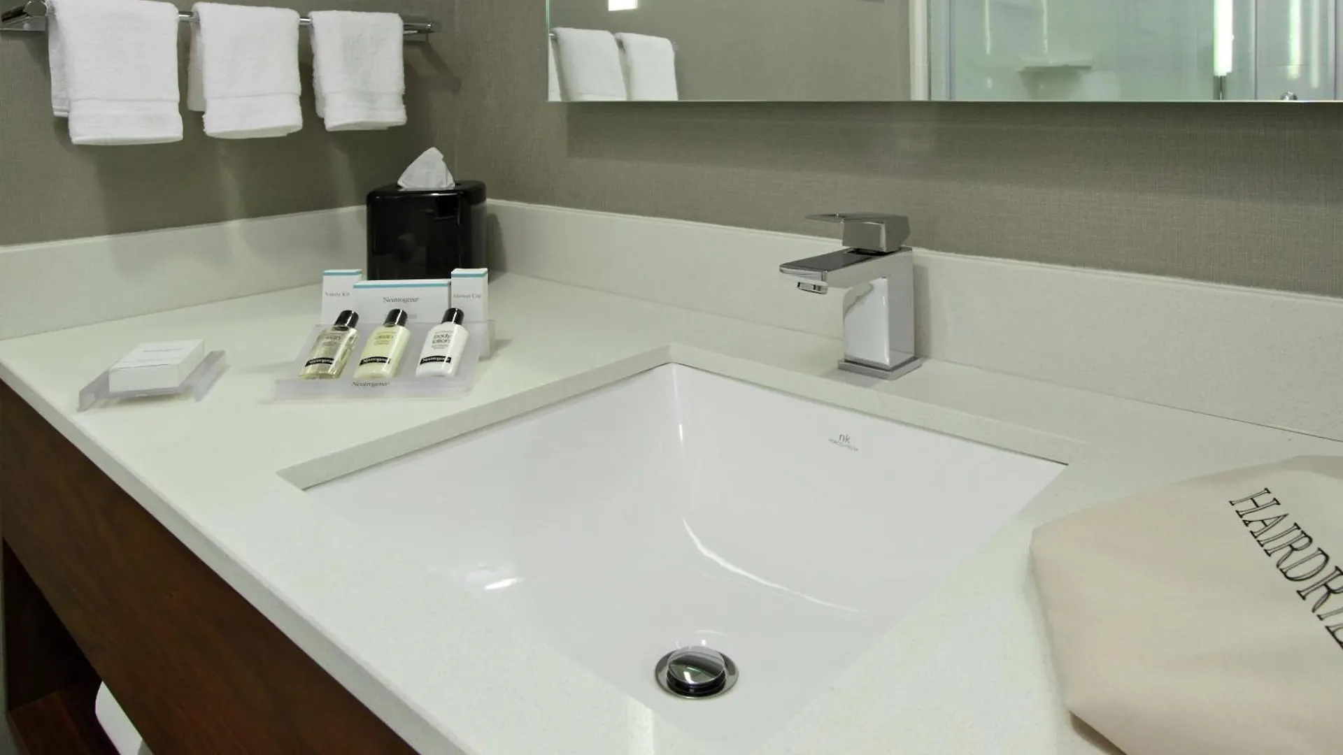 Hilton Garden Inn New York/Midtown Park Avenue מלון