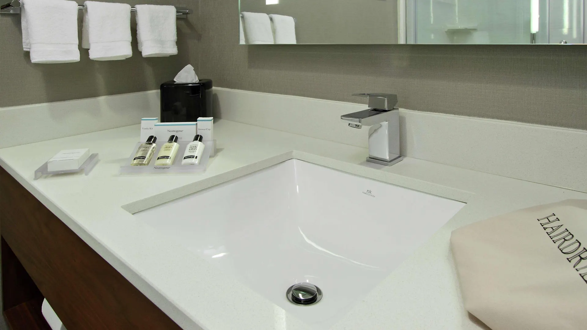 Отель Hilton Garden Inn New York/Midtown Park Avenue